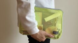 軽くて持ち運びが便利！キングジム メッシュポーチ