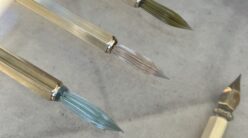 パピルス文具店で見つけた、真鍮軸のガラスペンが美しすぎた パピルス文具店で見つけた、真鍮軸のガラスペンが美しすぎた